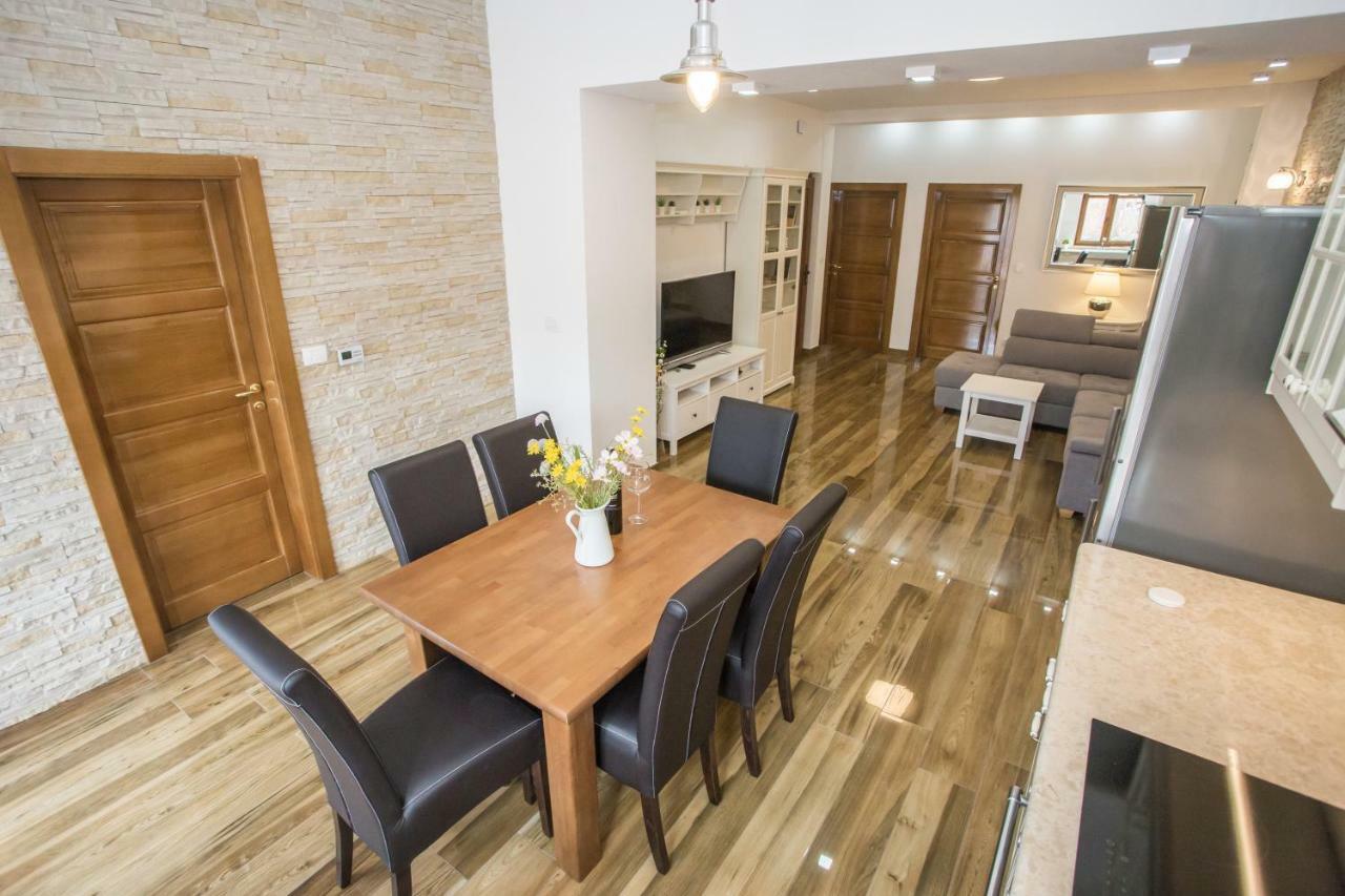 פורץ Exclusive Apartment Magnolia מראה חיצוני תמונה